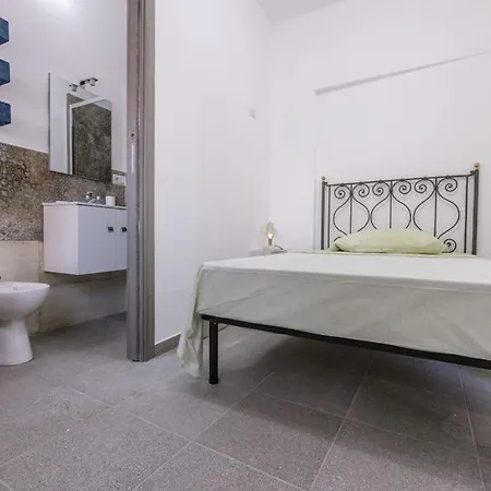 Casa Castro רופאנו